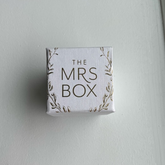 The Mrs. Box Black Velvet Box - Picture 3 of 9